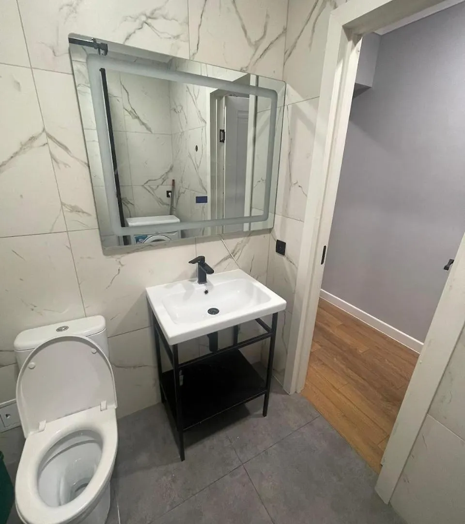 Жк Molodezhnyi Na Tulebayeva Apartment Almaty