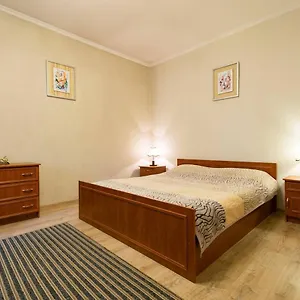 Nadezhda On Nauryzbay Batyra 37/1 Апартаменты